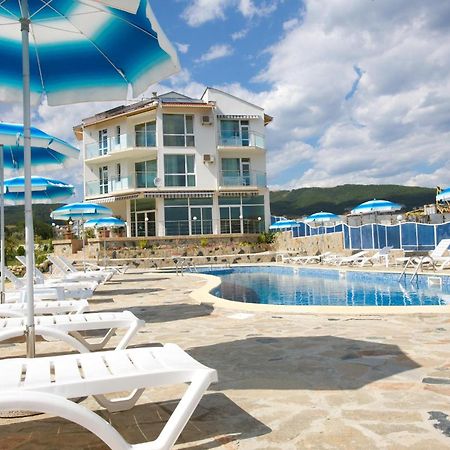 Nushev Hotel سفيتي فلاس المظهر الخارجي الصورة